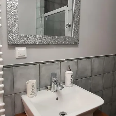 Strzelecka * بوزنان